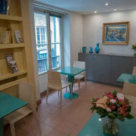 Trendy Canettes Hotel-2
