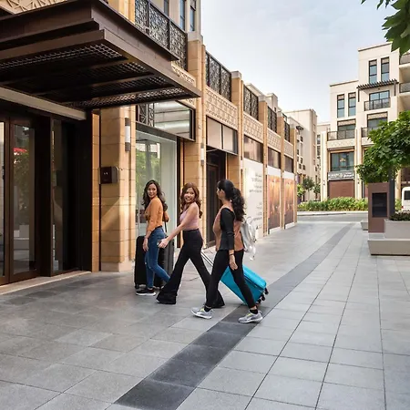 Ibis Styles Dubai Gold District-2