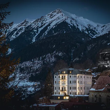 Residenz Boutique Suites-3