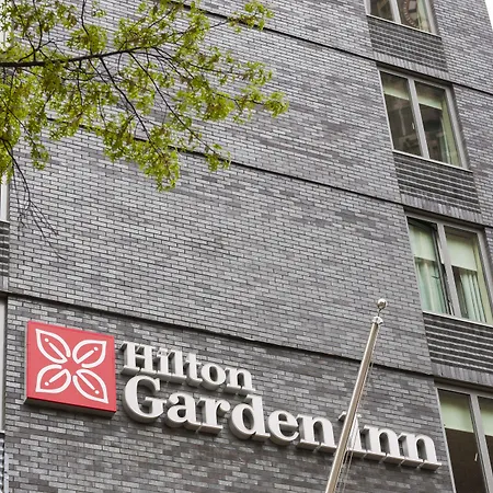 Hilton Garden Inn Long Island City-3