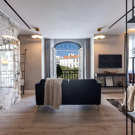 Le Dortoir Boutique Suites-3