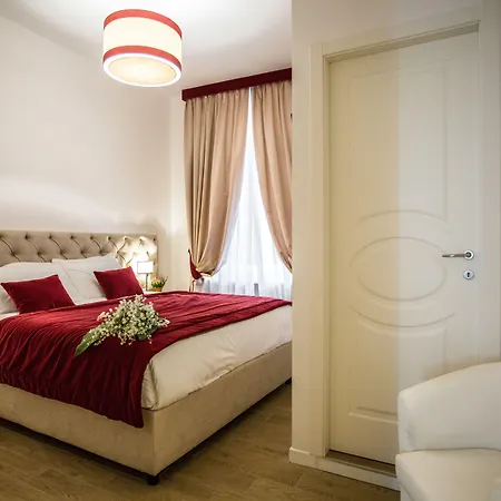 Chic & Town Luxury Rooms Piazza Di Spagna-3