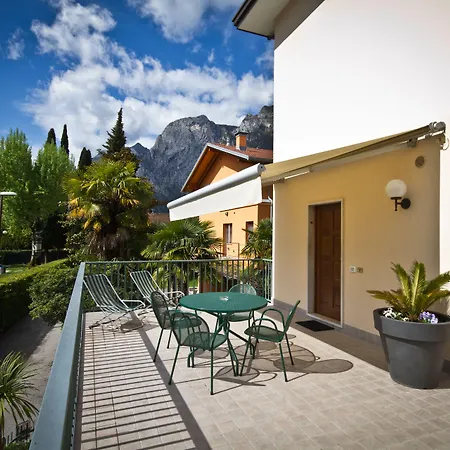 Villa Phoenix - Lake Apartments-3