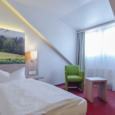 Garden Hotel-2