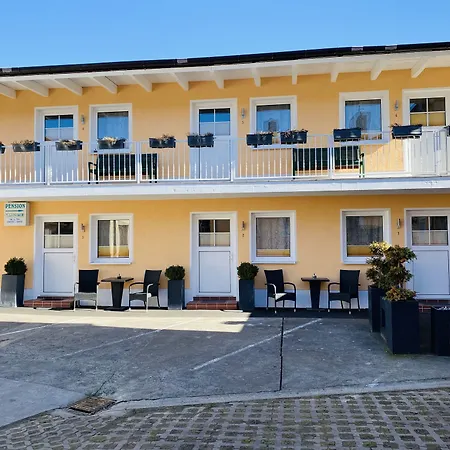 Pension&Ferienwohnungen Schneidereit-3