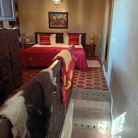 Riad Amirat Al Jamal-3