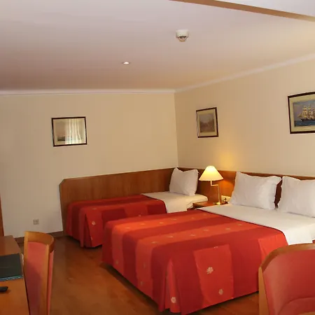 Hotel Perrin - former Carlton-3