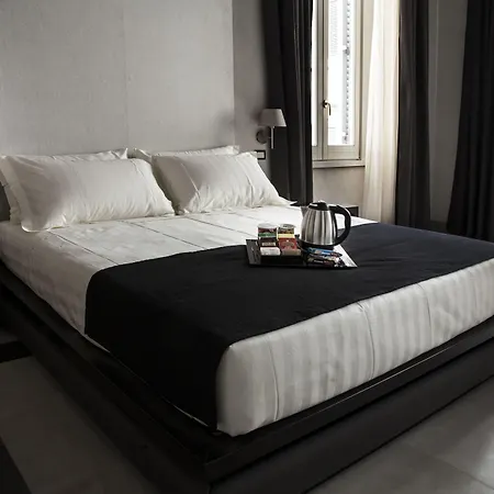 Campo De' Fiori Prestige Rooms-3
