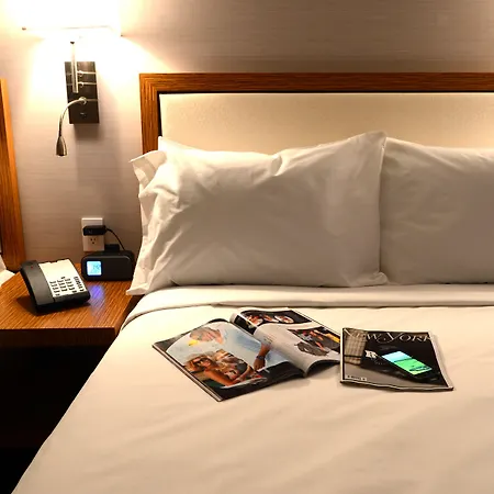 Edge Hotel Washington Heights-2