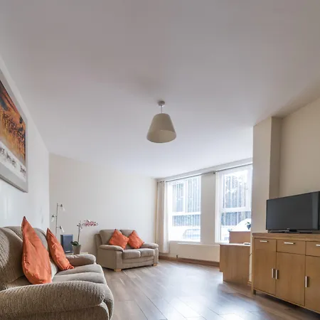Broc House Suites-3