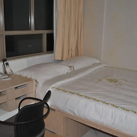 Jayleen Clarke Quay Hotel-3