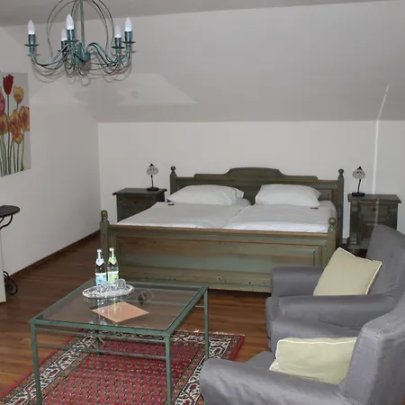 Hotel Garni Bellevue-3