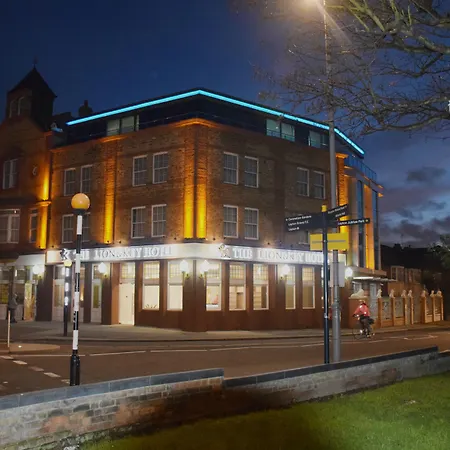The Lion & Key Hotel-2