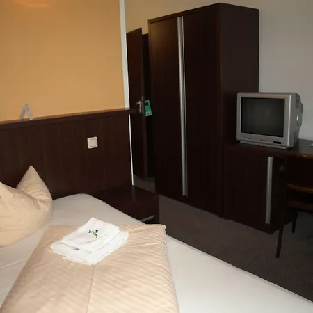 Strandhotel Senftenberger See-3
