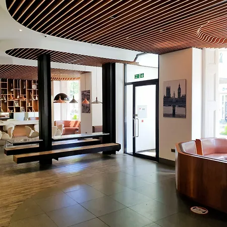Mowbray Court Hotel-2