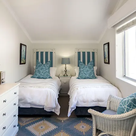 Ocean Watch Guest House-3