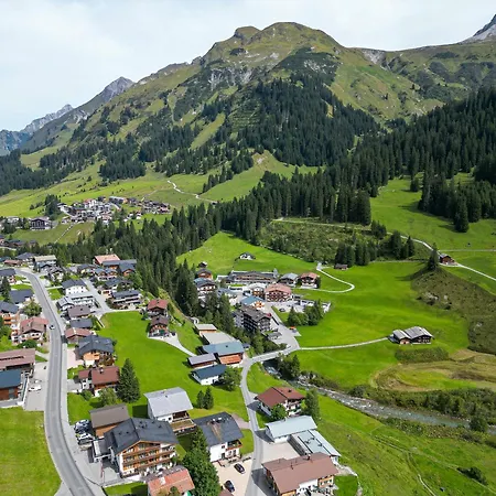 die AlpenRose-3