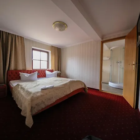 Hotel Zur Traube-3