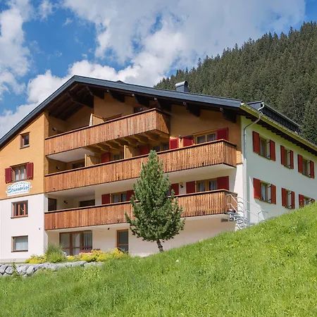 Aparthotel Brunnenhof-3