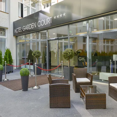 Hotel Garden Court-2