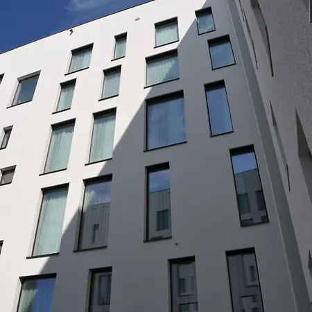 Leonardo Boutique Hotel Linz City Center-3
