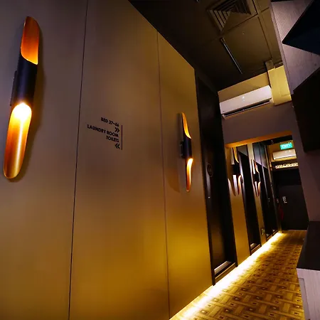 Cube Boutique Capsule Hotel At Kampong Glam-2