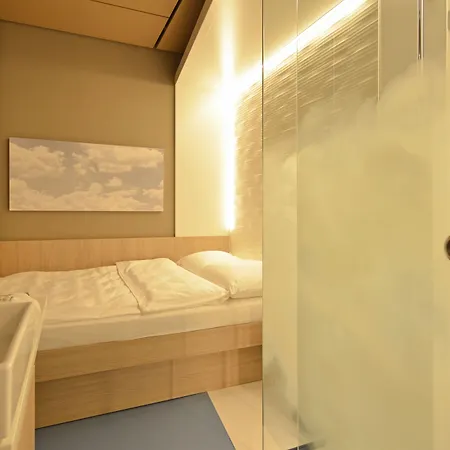 My Cloud Transit Hotel - Guests With International Flight Only!-3