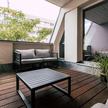 Luga Homes - Stadthaus-3