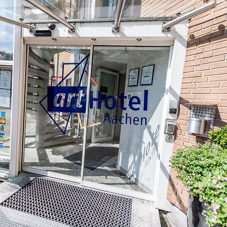 Art Hotel Aachen-3
