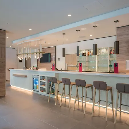 Hampton By Hilton Frankfurt City Centre East-3