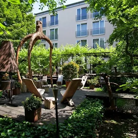 Hotel Lifestyle-2
