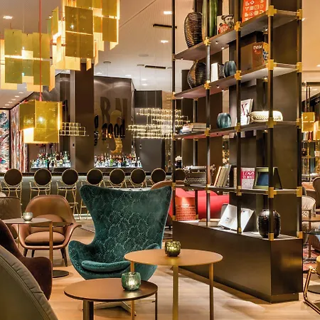 Motel One Frankfurt-Römer-3