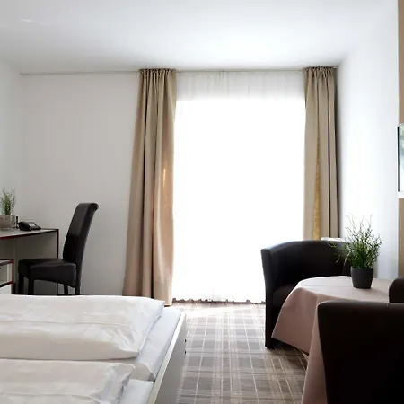 Arnimsruh Hotel garni-2