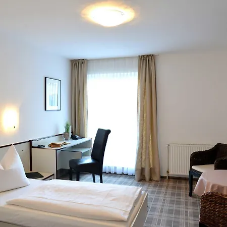 Arnimsruh Hotel garni-3