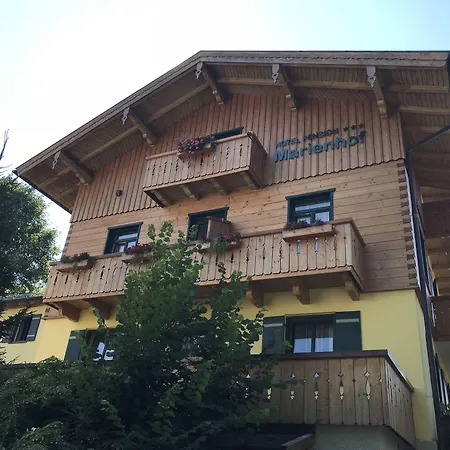 Marienhof-2