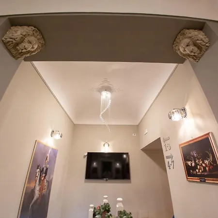Leone Camere D'Autore - Chiaia-3