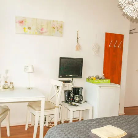 Blankebil Rooms-3