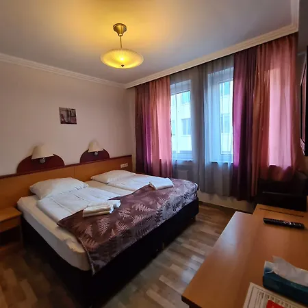 Hotel Cara Vita Cologne-2