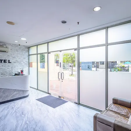 K Hotel 12-2