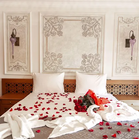 Burckin Suleymaniye Hotel-3