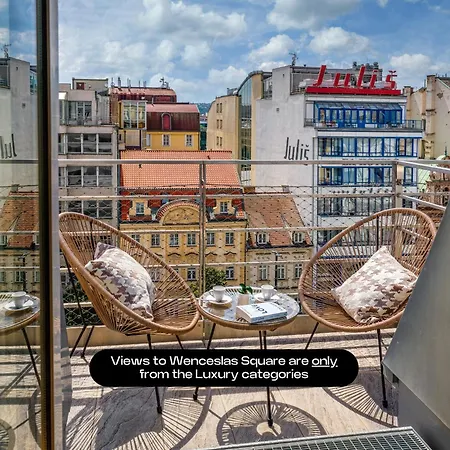 Vn17 Rooftop Suites By Adrez-3