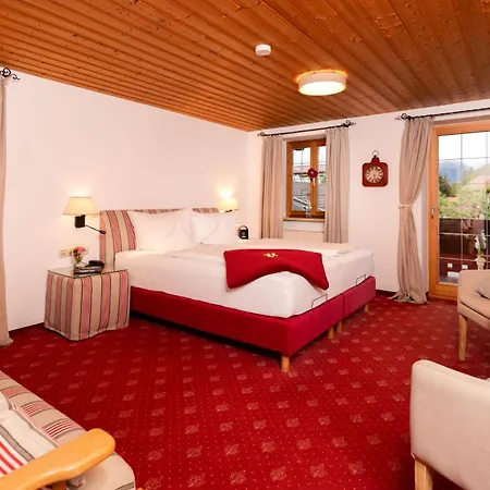 Hotel garni Reiffenstuel-3