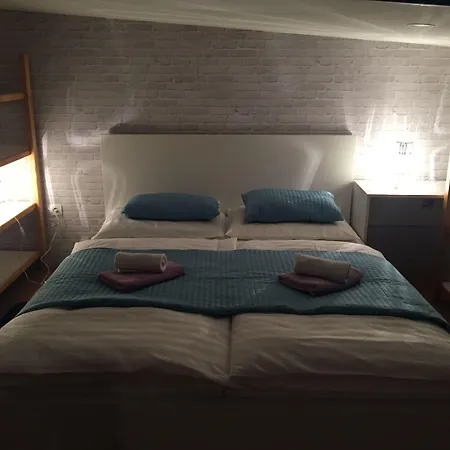 Isabella Rooms-3