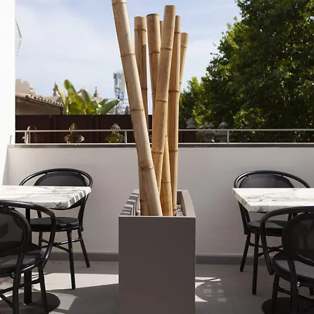 Nivia Born Boutique Hotel-3