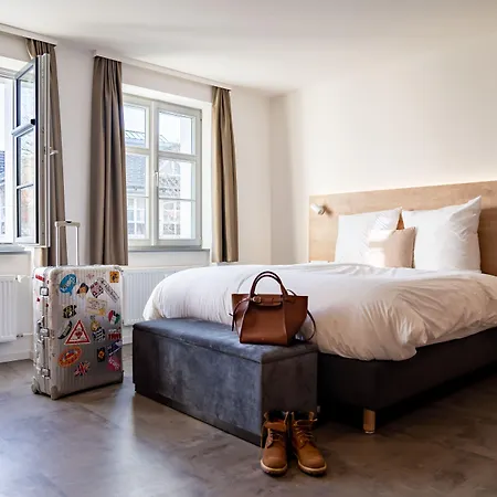Coucou Hotel & Kuckucks-Stube-3