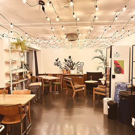 Pop Up Hotel Krone Zürich-2
