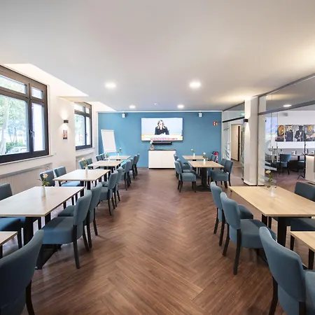 New Work Hotel Essen-3