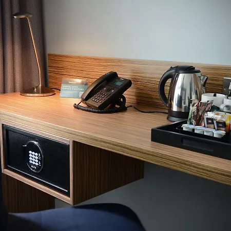 Travelodge Plus Dublin City Centre-3