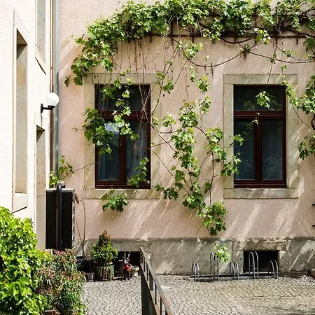 Pension an der Pillnitzer Schlossfähre-2
