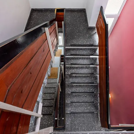 Academy Lodge Boardinghouse-2